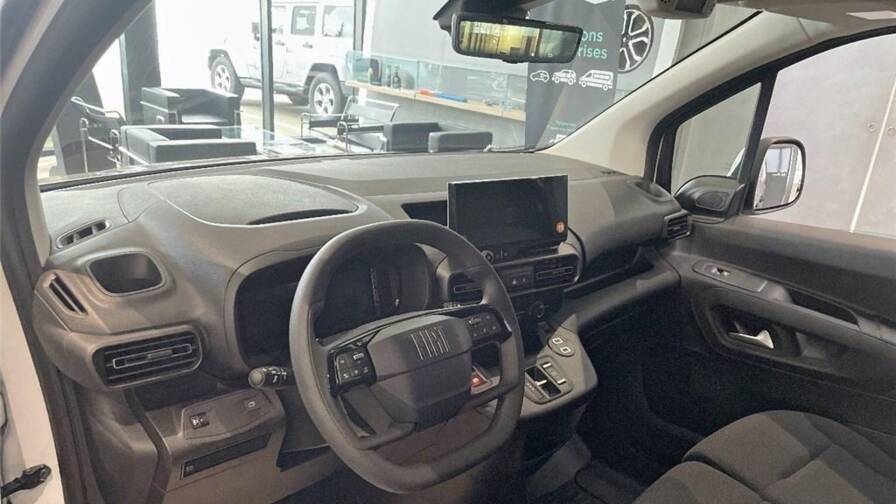 Mandataire Automobile occasion, recherche de Fiat Doblo-electrique-iii-e-cargo-fourgon-m-800-kg-electrique-100-kw-batterie-51-kwh - E-Motors