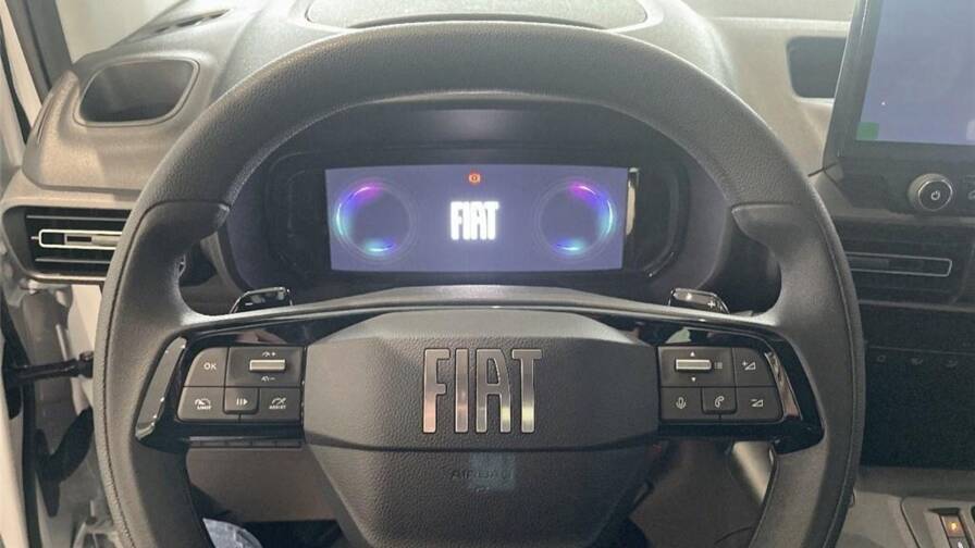 Mandataire Automobile occasion, recherche de Fiat Doblo-electrique-iii-e-cargo-fourgon-m-800-kg-electrique-100-kw-batterie-51-kwh - E-Motors