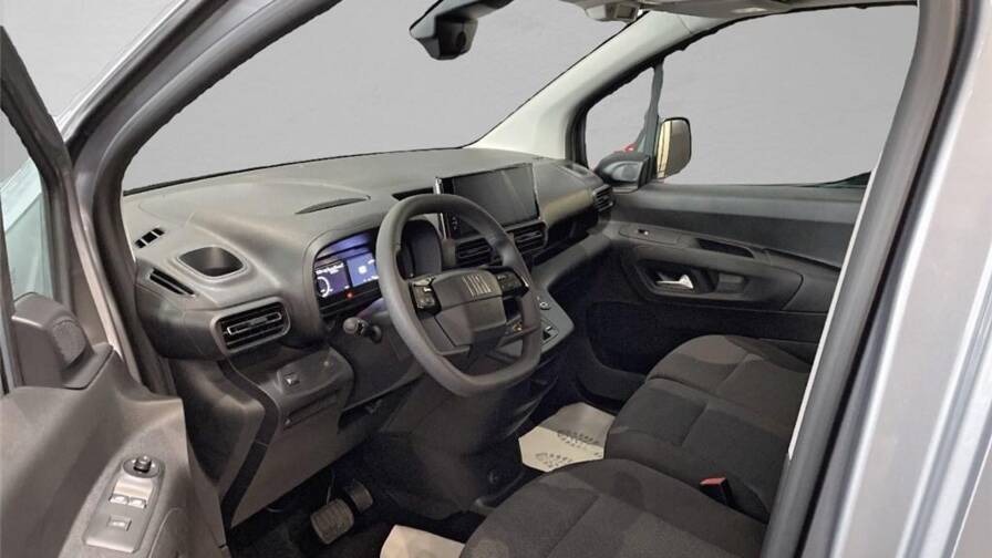 Mandataire Automobile neuf, recherche de Fiat Doblo-electrique-iii-e-cargo-fourgon-m-800-kg-electrique-100-kw-batterie-54-kwh - E-Motors