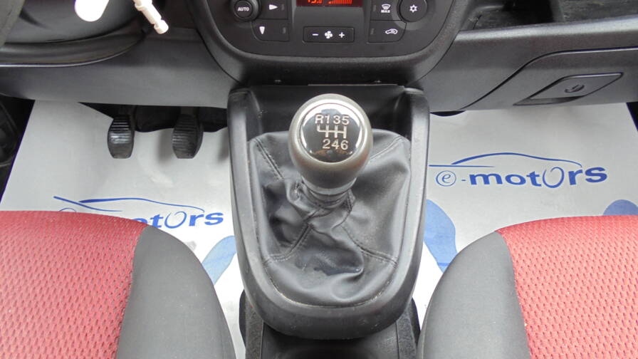 Mandataire Automobile occasion, recherche de Fiat Doblo-1-6-multijet-105-7-places-emotion - E-Motors