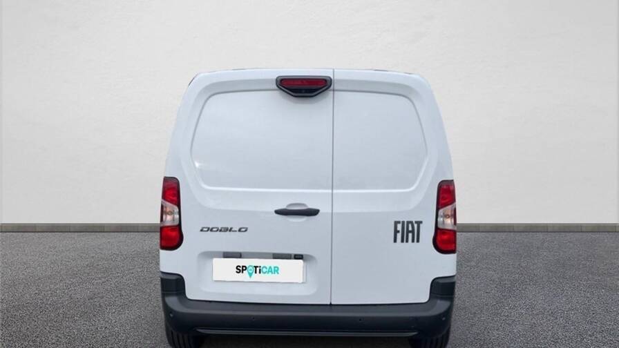 Mandataire Automobile neuf, recherche de Fiat Doblo-iii-m-650-kg-bluehdi-130-s-s-bvm6 - E-Motors