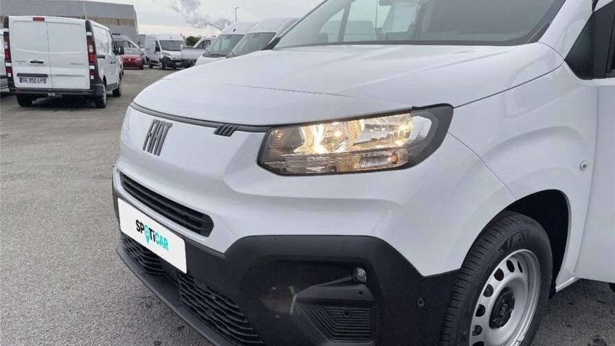 Mandataire Automobile neuf, recherche de Fiat Doblo-iii-m-650-kg-bluehdi-130-s-s-bvm6 - E-Motors