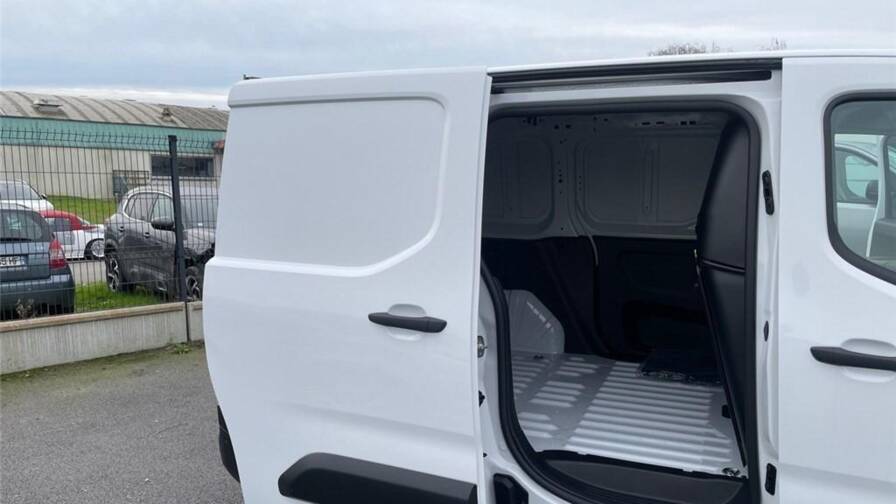 Mandataire Automobile neuf, recherche de Fiat Doblo-iii-m-650-kg-bluehdi-130-s-s-bvm6 - E-Motors