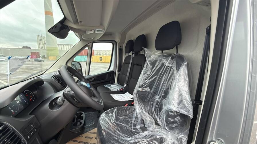 Mandataire Automobile neuf, recherche de Fiat Ducato-fourgon-fgn-tole-l2h2-mh2-3-5-t-180-ch-s-s-bva8 - E-Motors