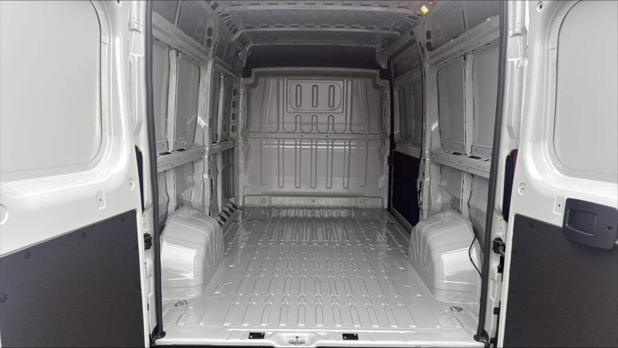 Mandataire Automobile neuf, recherche de Fiat Ducato-fourgon-fgn-tole-l2h2-mh2-3-5-t-180-ch-s-s-bva8 - E-Motors