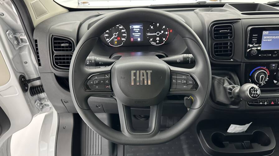 Mandataire Automobile occasion, recherche de Fiat Ducato-plateau-ridelles-sc-3-5-l-maxi-140ch - E-Motors