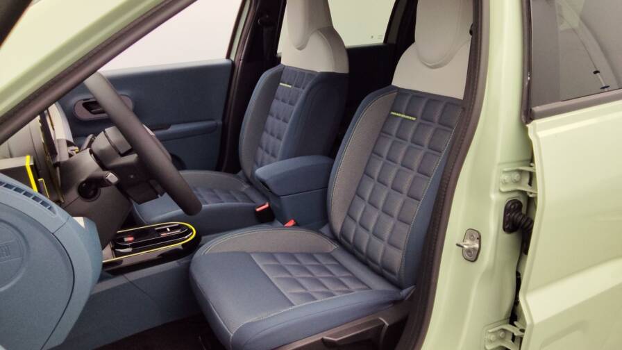 Mandataire Automobile neuf, recherche de Fiat Grande-panda-1-2-hybrid-100ch-la-prima-edct6 - E-Motors