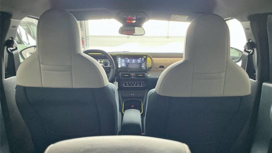 Mandataire Automobile occasion, recherche de Fiat Grande-panda-e-83ch-la-prima - E-Motors