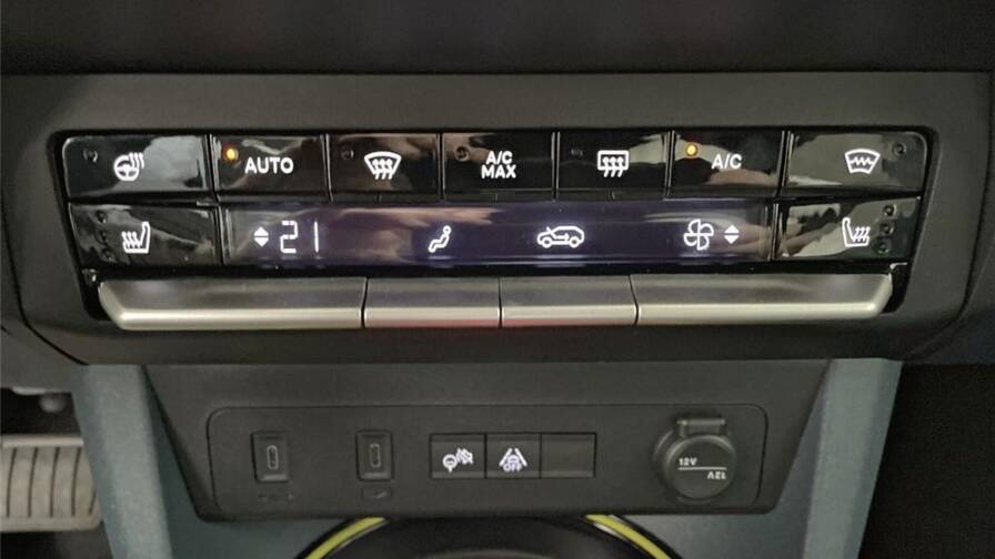 Mandataire Automobile occasion, recherche de Fiat Grande-panda-e-83ch-la-prima - E-Motors