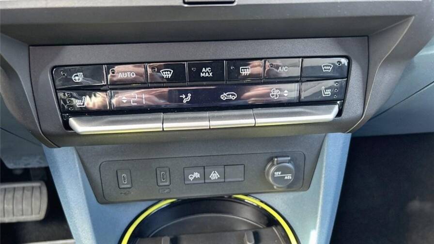 Mandataire Automobile occasion, recherche de Fiat Grande-panda-electrique-83ch-la-prima - E-Motors