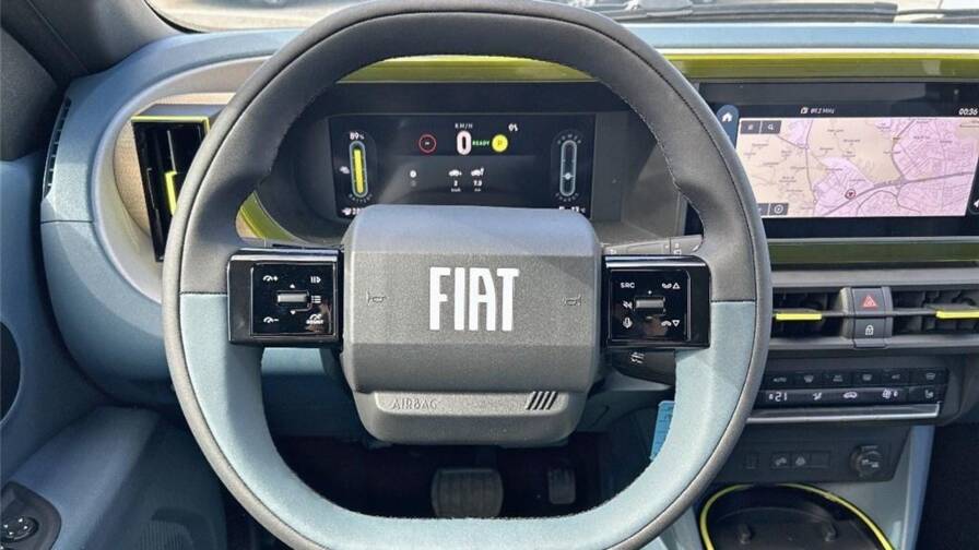 Mandataire Automobile occasion, recherche de Fiat Grande-panda-electrique-83ch-la-prima - E-Motors