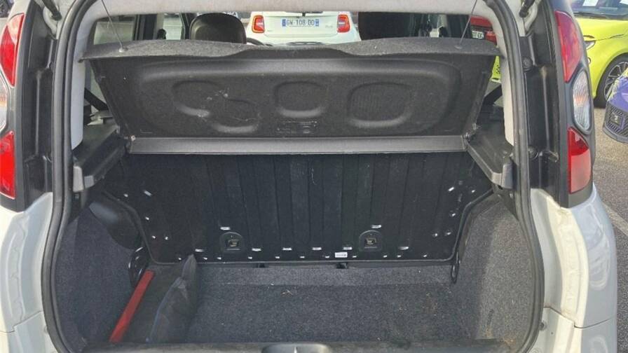 Mandataire Automobile occasion, recherche de Fiat Panda-iii-1-0-70-ch-hybride-bsg-s-s-cross - E-Motors