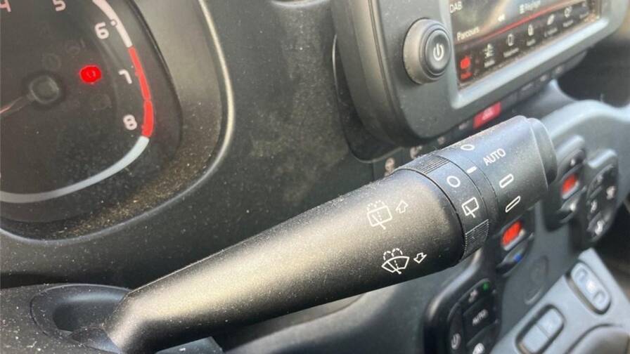 Mandataire Automobile occasion, recherche de Fiat Panda-iii-1-0-70-ch-hybride-bsg-s-s-cross - E-Motors