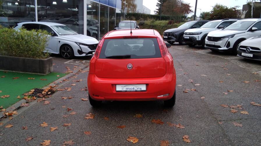 Mandataire Automobile occasion, recherche de Fiat Punto-1-2-69-ch-easy - E-Motors
