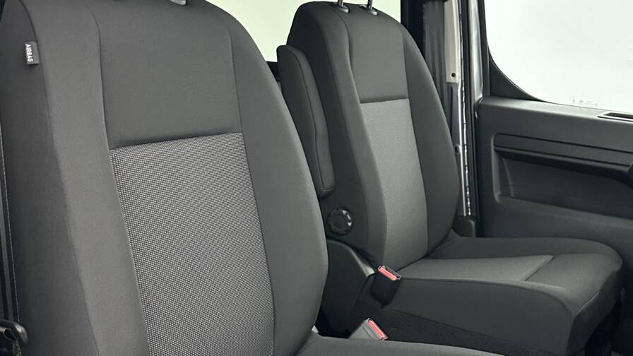 Mandataire Automobile occasion, recherche de Fiat Scudo-ca-iii-xl-2-0-bluehdi-180ch-pack-premium-connect-eat8 - E-Motors