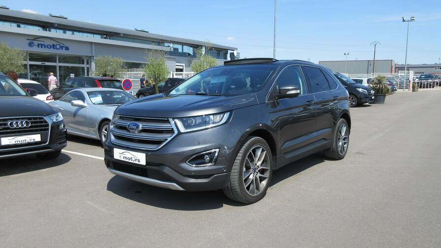 Avis-mandataire-auto-Emotors-Ford-Edge-Titanium-tdci-180-4x4-plus-ja-20-plus-toit-ouvrant.