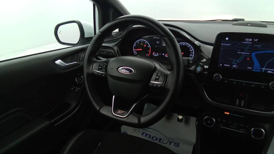 Mandataire Automobile occasion, recherche de Ford Fiesta-1-5-ecoboost-200-s-s-st-plus - E-Motors