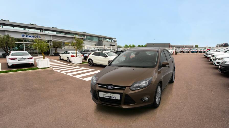 Avis-mandataire-auto-Emotors-Ford-Focus-2-0-tdci-115-fap-titanium-powershift-a.