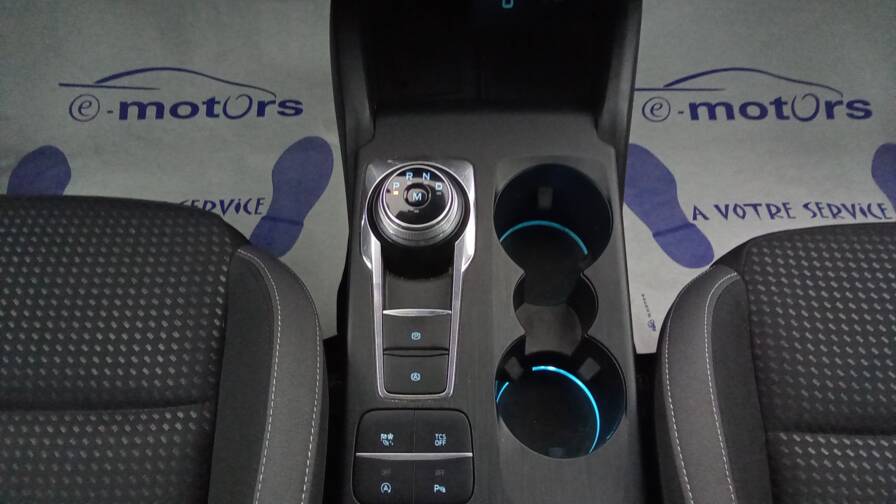 Mandataire Automobile occasion, recherche de Ford Focus-sw-ecoboost-125-bva8-trend-gps-attelage - E-Motors