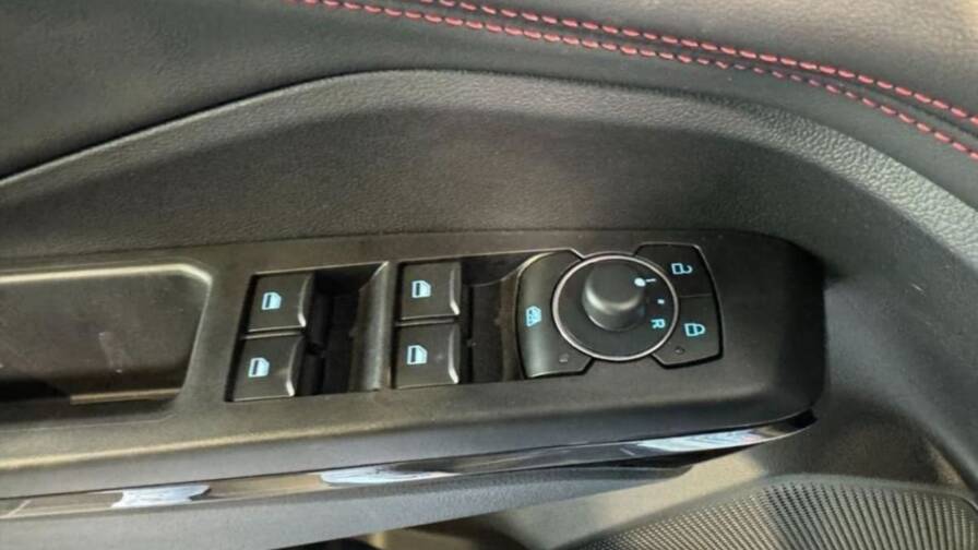 Mandataire Automobile neuf, recherche de Ford Puma-1-0-ecoboost-125-ch-mhev-s-s-powershift-st-line - E-Motors