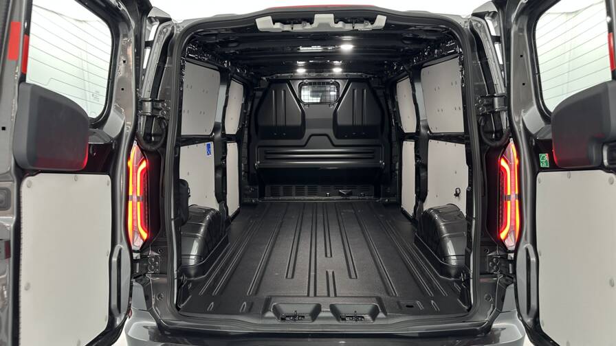 Mandataire Automobile neuf, recherche de Ford Transit-custom-320-l2h1-2-0-ecoblue-170ch-ms-rt-bva8-awd - E-Motors