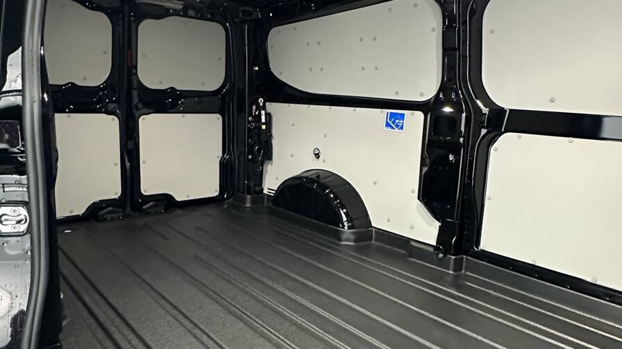 Mandataire Automobile neuf, recherche de Ford Transit-custom-ii-320-l2h1-2-0-ecoblue-170ch-limited-bva8 - E-Motors