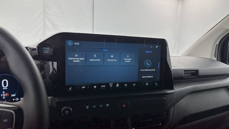 Mandataire Automobile neuf, recherche de Ford Transit-custom-ii-320-l2h1-2-0-ecoblue-170ch-limited-bva8 - E-Motors