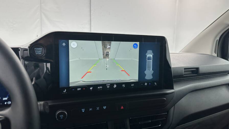 Mandataire Automobile neuf, recherche de Ford Transit-custom-ii-320-l2h1-2-0-ecoblue-170ch-limited-bva8 - E-Motors