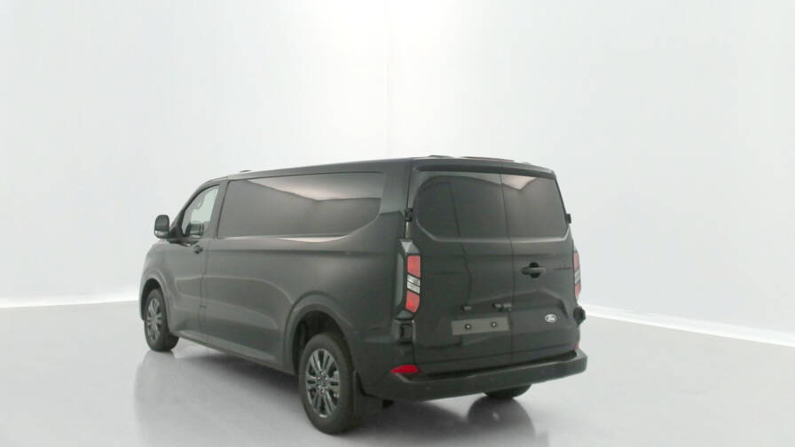 Mandataire Automobile neuf, recherche de Ford Transit-custom-ii-320-l2h1-2-0-ecoblue-170ch-limited-bva8 - E-Motors