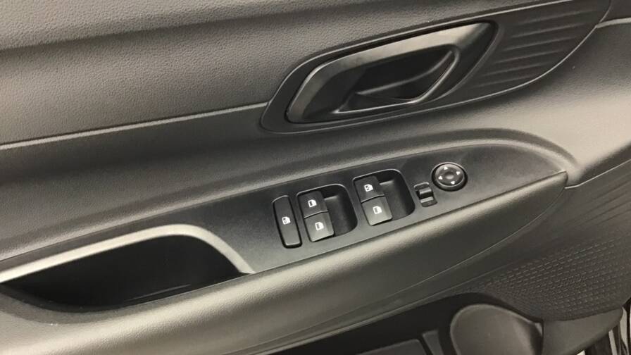 Mandataire Automobile occasion, recherche de Hyundai I20-1-2-79-intuitive5-portes-vp-essence-sans-plomb052024 - E-Motors