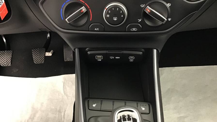 Mandataire Automobile occasion, recherche de Hyundai I20-1-2-79-intuitive5-portes-vp-essence-sans-plomb052024 - E-Motors