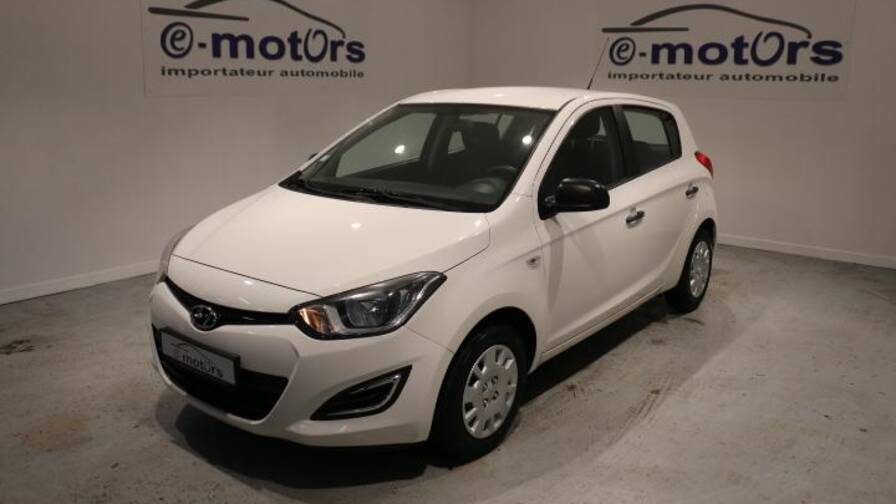 Avis-mandataire-auto-Emotors-Hyundai-I20-1-2-85-pack-evidence-5p.