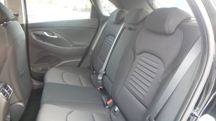 Mandataire Automobile neuf, recherche de Hyundai I30-t-gdi-100-bvm-creative-plus-pack-hiver - E-Motors