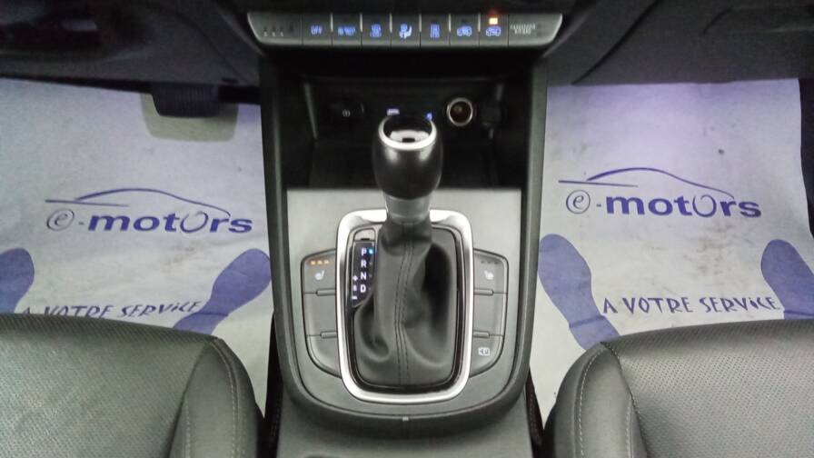 Mandataire Automobile occasion, recherche de Hyundai Kona-hybrid-141-executive - E-Motors