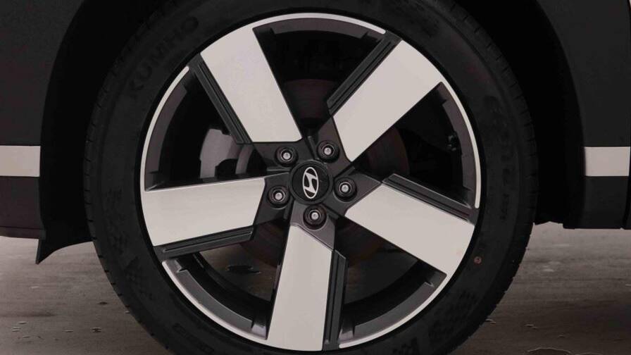 Mandataire Automobile neuf, recherche de Hyundai Santa-fe-1-6t-gdi-phev-4wd-7pl - E-Motors