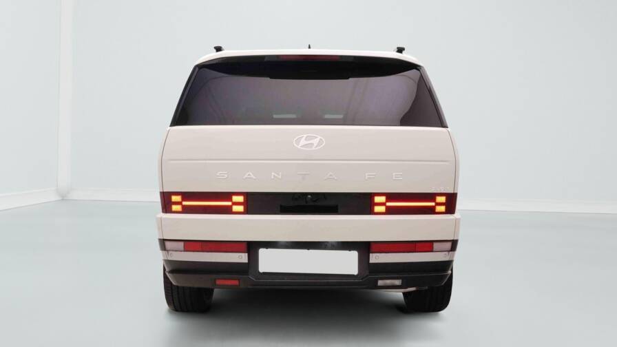 Mandataire Automobile neuf, recherche de Hyundai Santa-fe-1-6t-gdi-phev-4wd-7pl - E-Motors