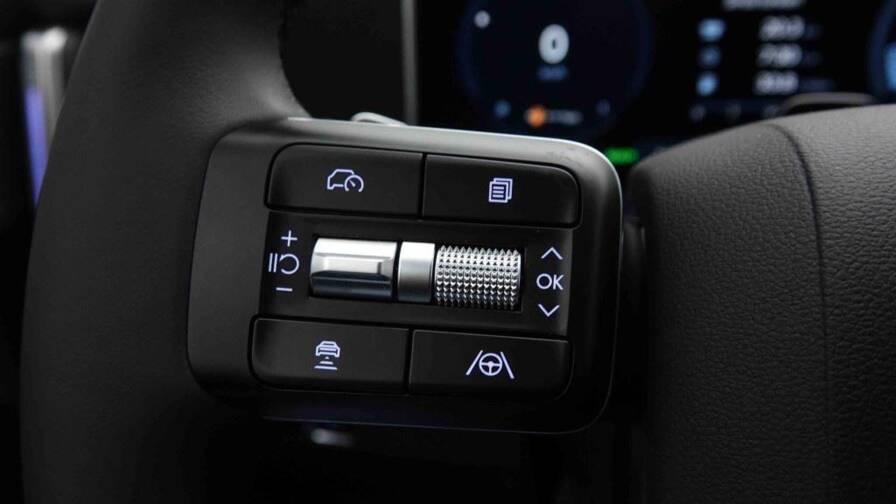 Mandataire Automobile neuf, recherche de Hyundai Santa-fe-1-6t-gdi-phev-4wd-7pl - E-Motors