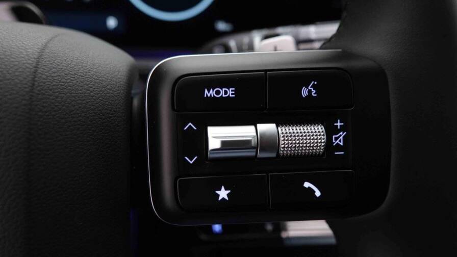 Mandataire Automobile neuf, recherche de Hyundai Santa-fe-1-6t-gdi-phev-4wd-7pl-luxury - E-Motors