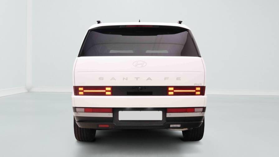 Mandataire Automobile neuf, recherche de Hyundai Santa-fe-1-6t-gdi-phev-4wd-7pl-luxury - E-Motors