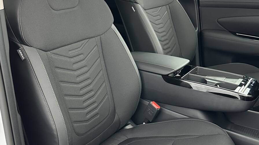 Mandataire Automobile neuf, recherche de Hyundai Tucson-1-6-hybrid-t-gdi-215ch-creative-bva6 - E-Motors