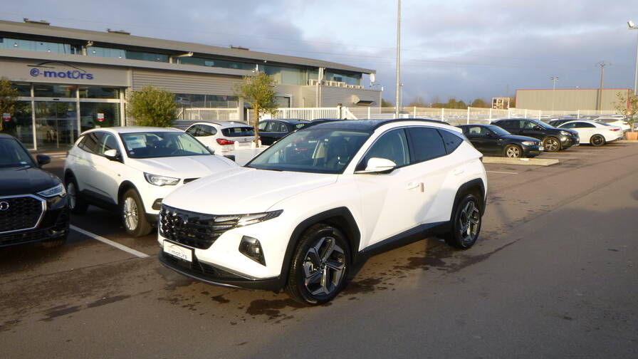 Avis-mandataire-auto-Emotors-Hyundai-Tucson-Executive-t-gdi-230-hybrid-bva-plus-suspensions-pilot-es-4x2.