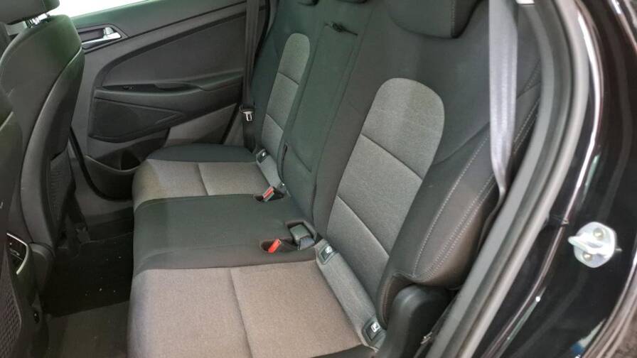 Mandataire Automobile occasion, recherche de Hyundai Tucson-crdi-115-creative-plus-toit-vitr - E-Motors