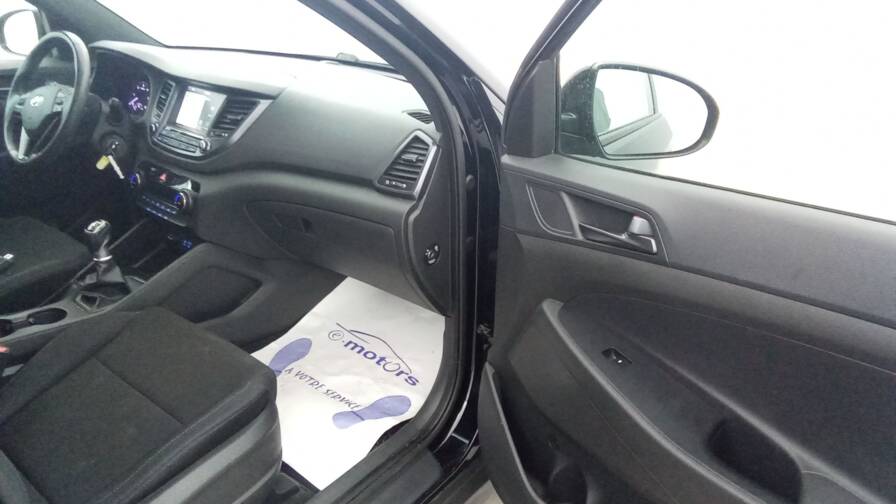 Mandataire Automobile occasion, recherche de Hyundai Tucson-1-7-crdi-115-2wd-creative - E-Motors