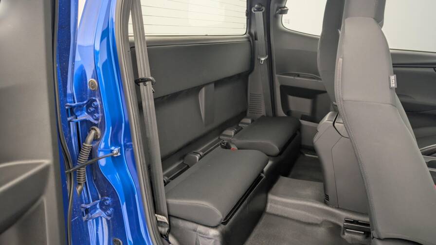 Mandataire Automobile neuf, recherche de Isuzu D-max-1-9-4x4-space-cab-n60-b-plus-at - E-Motors