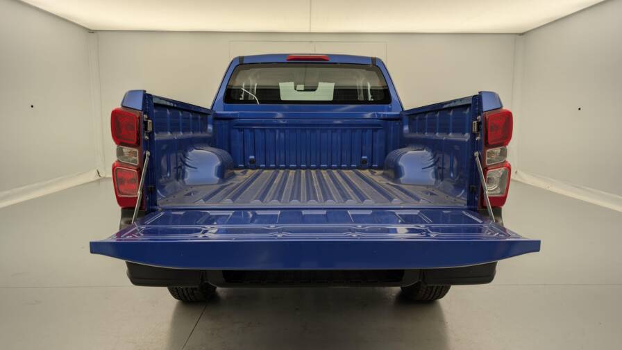 Mandataire Automobile neuf, recherche de Isuzu D-max-1-9-4x4-space-cab-n60-b-plus-at - E-Motors