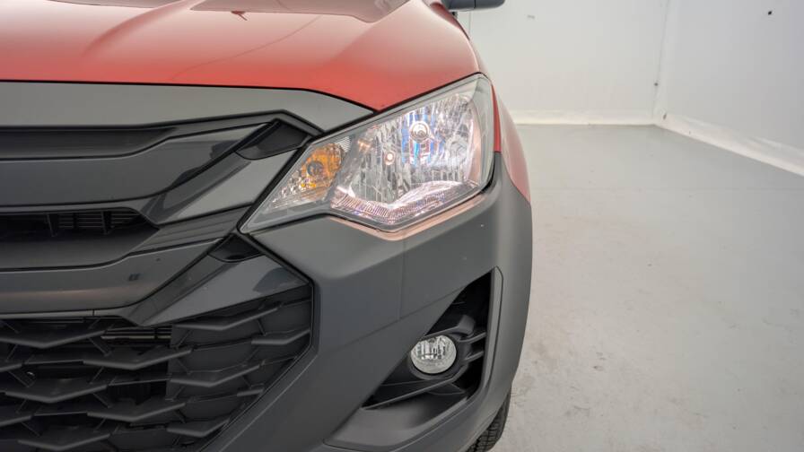 Mandataire Automobile neuf, recherche de Isuzu D-max-1-9-4x4-space-cab-n60-b-plus-at - E-Motors