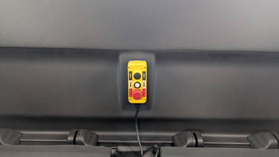 Mandataire Automobile neuf, recherche de Isuzu D-max-1-9-4x4-space-cab-n60-b-plus-at-to-work - E-Motors