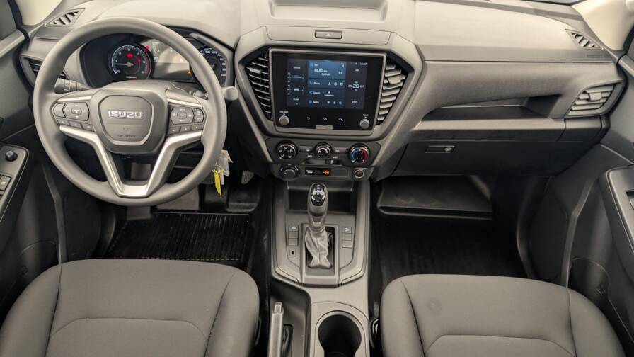 Mandataire Automobile neuf, recherche de Isuzu D-max-1-9-4x4-space-cab-n60-b-plus-at-to-work - E-Motors