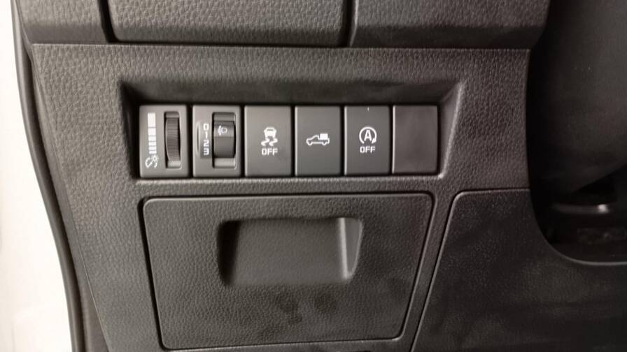 Mandataire Automobile neuf, recherche de Isuzu D-max-1-9-4x4-space-cab-n60-b-b-plus-at - E-Motors