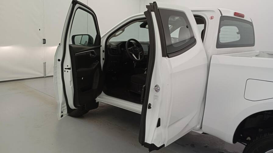 Mandataire Automobile neuf, recherche de Isuzu D-max-1-9-4x4-space-cab-n60-b-b-plus-at - E-Motors